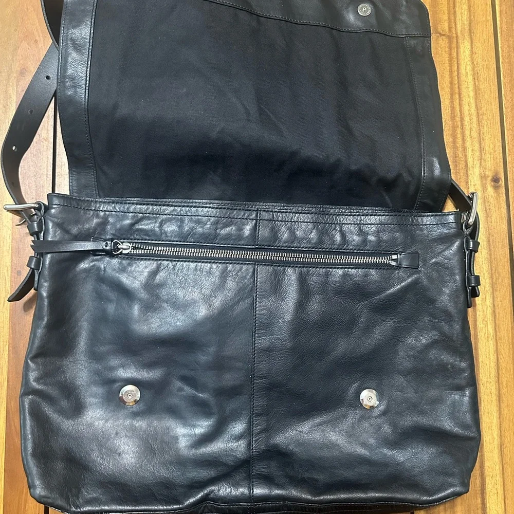 Coach Black Leather Messenger Bag 70226